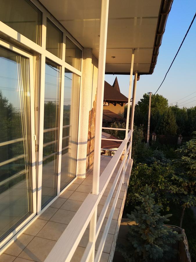 Petropavlovskaya Borshchagovka Тownhouse 84ヴィラ エクステリア 写真